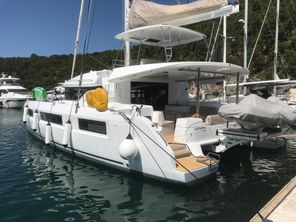Lagoon 50