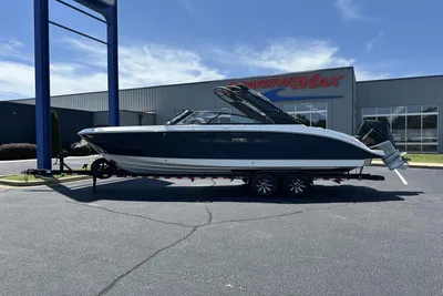 Sea Ray SDX 270 Outboard