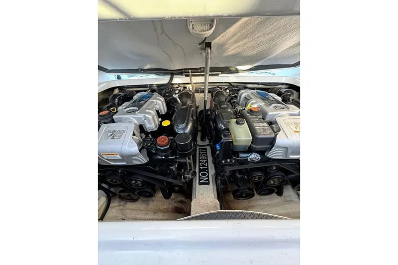  Yacht Photos Pics 2014 Formula 310 Bowrider engine compartment with dual V8 engines.