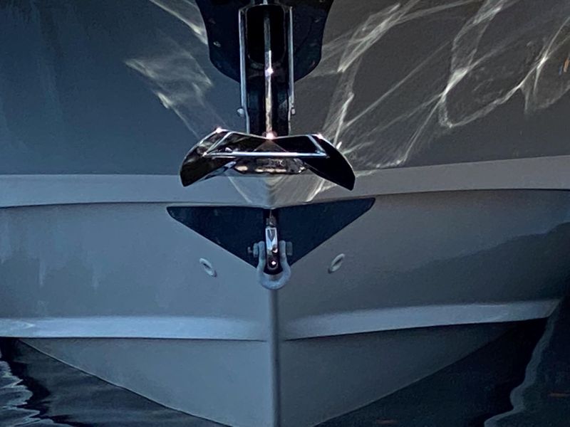 2021 Boston Whaler 380 Outrage