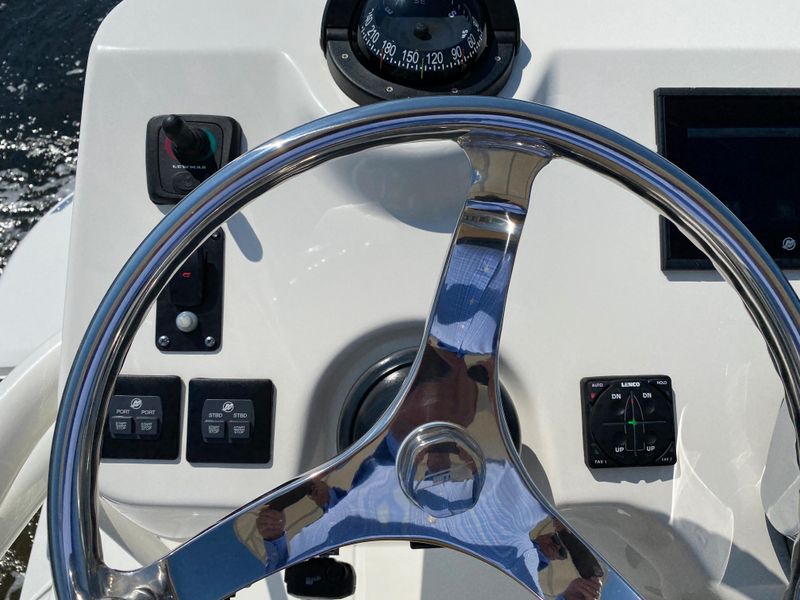 2021 Boston Whaler 380 Outrage