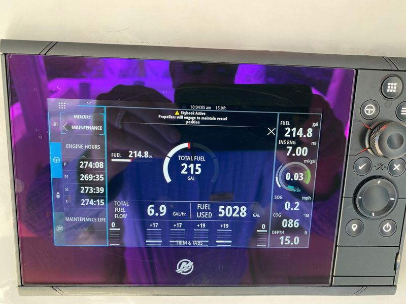 2021 Boston Whaler 380 Outrage