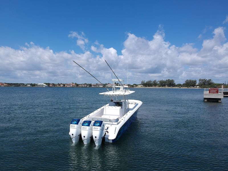 2019 Bahama 41 Open Fisherman