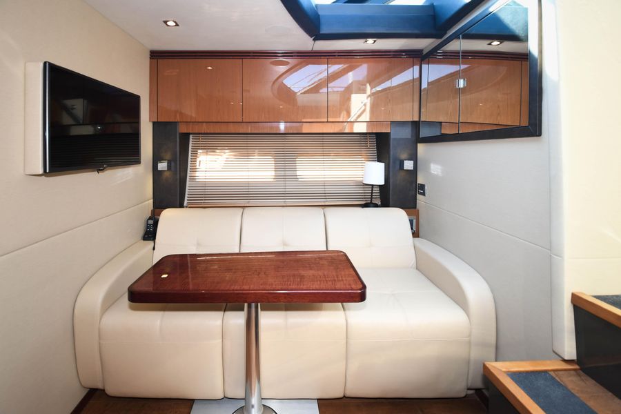 2015 Sea Ray 470 Sundancer