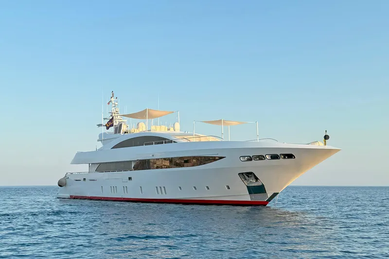 Mondomarine 138' Yacht Photos Pics Luxurious 2008 Mondomarine 138 yacht cruising on calm blue waters.