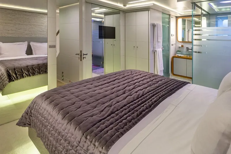 Mondomarine 138' Yacht Photos Pics Luxurious Mondomarine 138 yacht bedroom interior, featuring modern design and elegant furnishings, 2008 model.