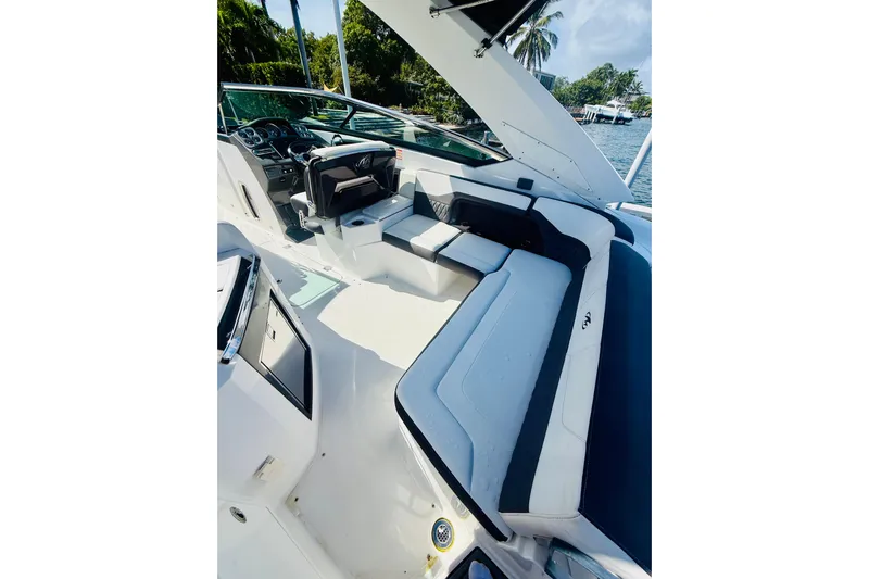  Yacht Photos Pics 2020 Monterey 328SS Super Sport boat interior with luxurious seating and modern dashboard.