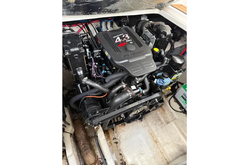  Yacht Photos Pics Engine compartment of a 2007 Sea Ray 340 with a Mercury 4.3 MPI engine.