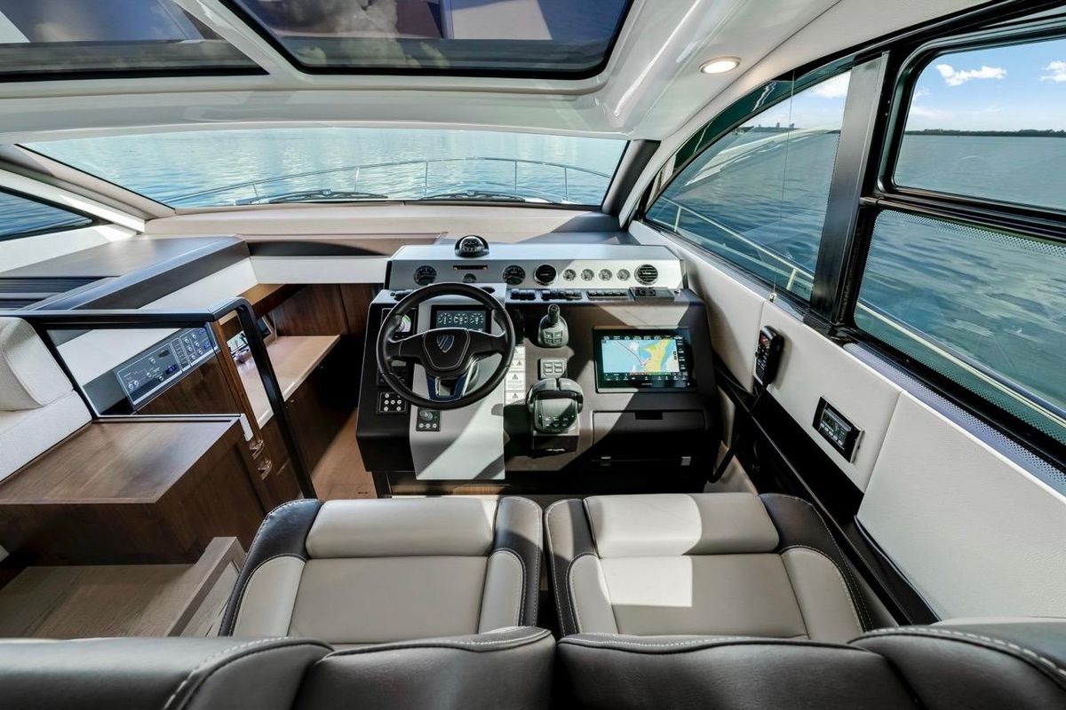 2024 Fairline 51 