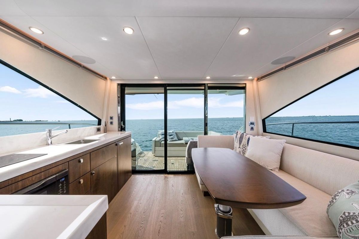 2024 Fairline 51 