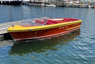 Chris-Craft HOLIDAY 24