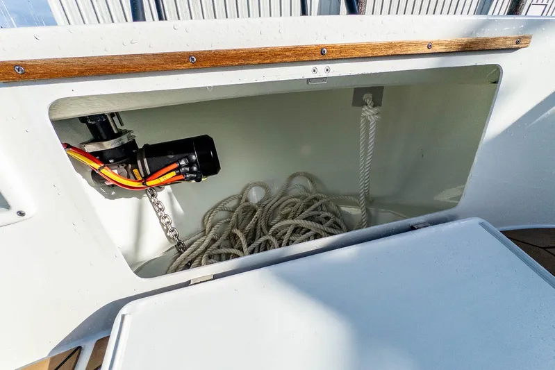  Yacht Photos Pics 2023 Targa 27.2 boat storage compartment with ropes and wiring.