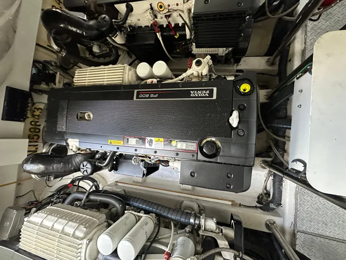 Volk Yacht Photos Pics Engine room of 2009 Lazzara LSX 75 yacht, featuring Volvo Penta engine.