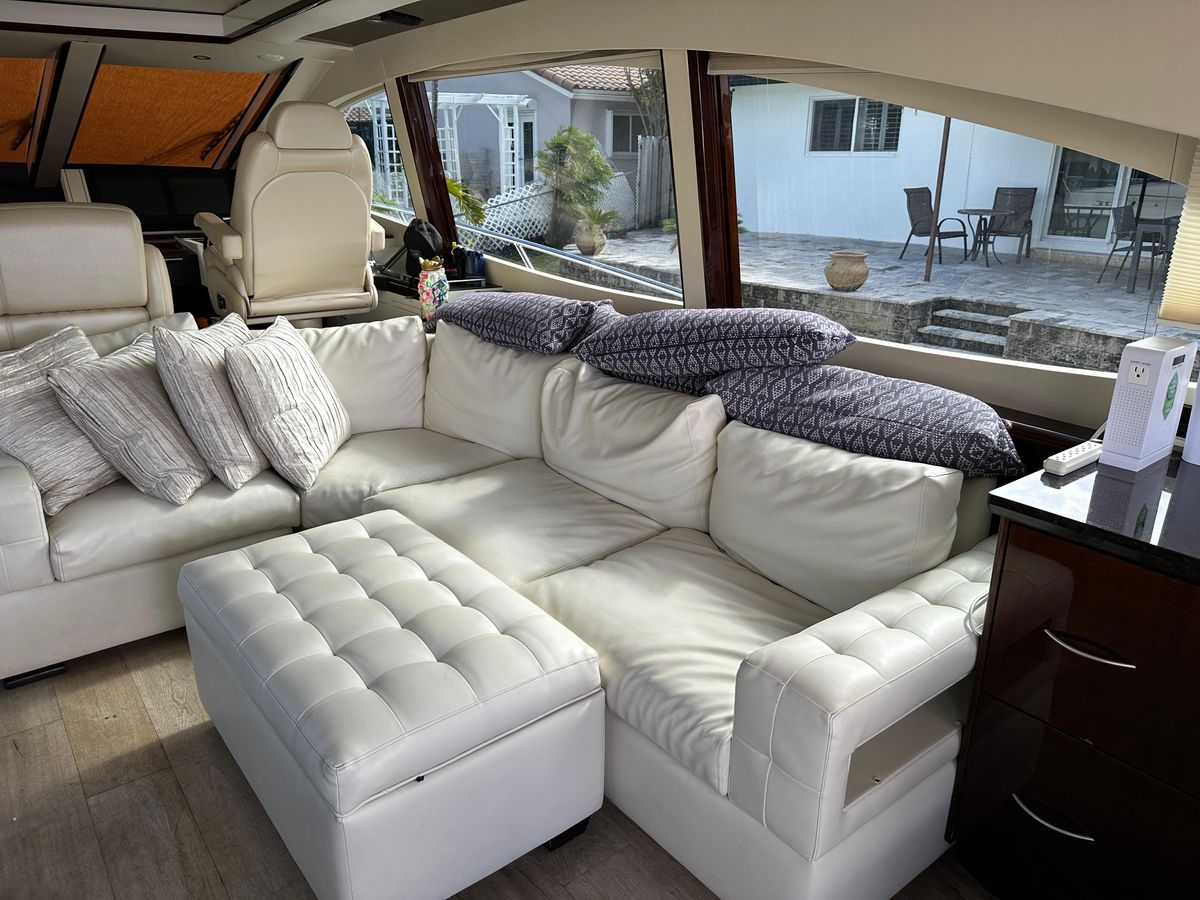 2009 Lazzara 76 