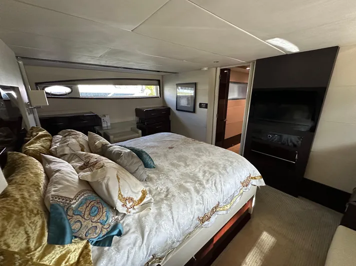 Volk Yacht Photos Pics 