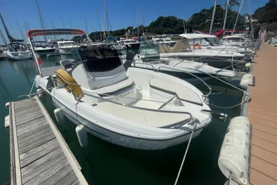 2015 Beneteau Flyer 6.6 Spacedeck