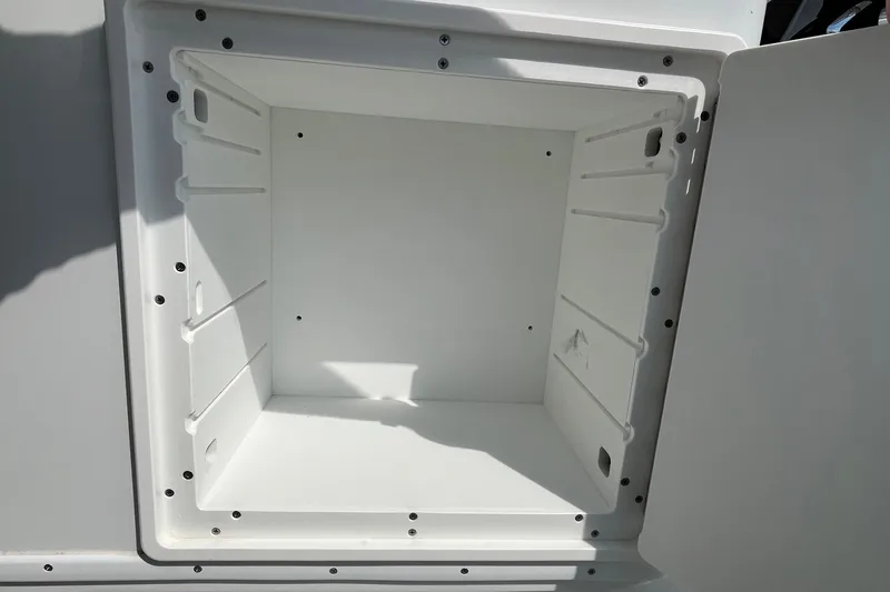 Lunasea Yacht Photos Pics Open storage compartment on 2023 Yellowfin 32 Offshore boat.