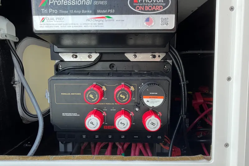 Lunasea Yacht Photos Pics Battery management system on a 2023 Yellowfin 32 Offshore boat, featuring Pro Charging Systems.