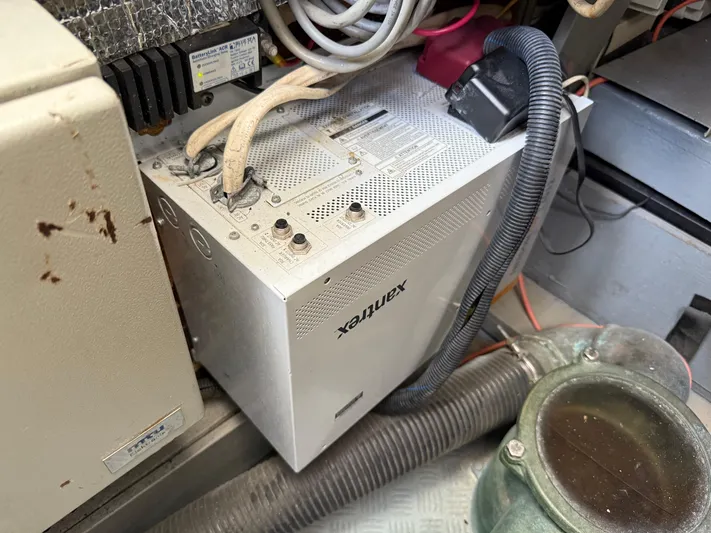 Miss Mazee Yacht Photos Pics 