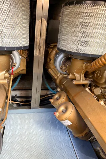 Miss Mazee Yacht Photos Pics 