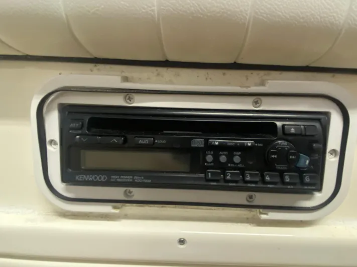 Tude Yacht Photos Pics Kenwood CD receiver in 1995 Sunseeker Apache 45 boat.