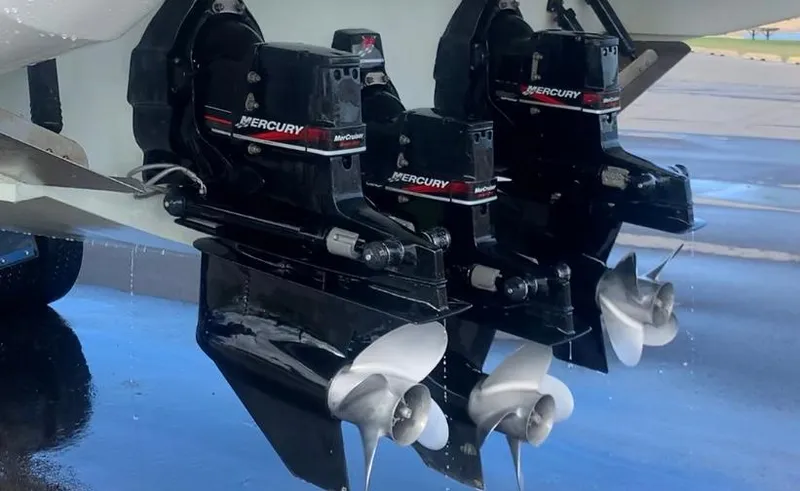 Tude Yacht Photos Pics 