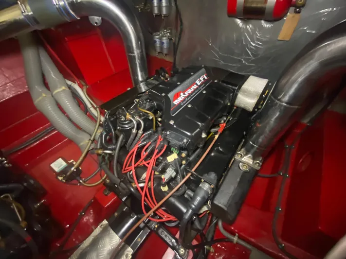 Tude Yacht Photos Pics Engine compartment of a 1995 Sunseeker Apache 45 boat with MerCruiser EFI system.