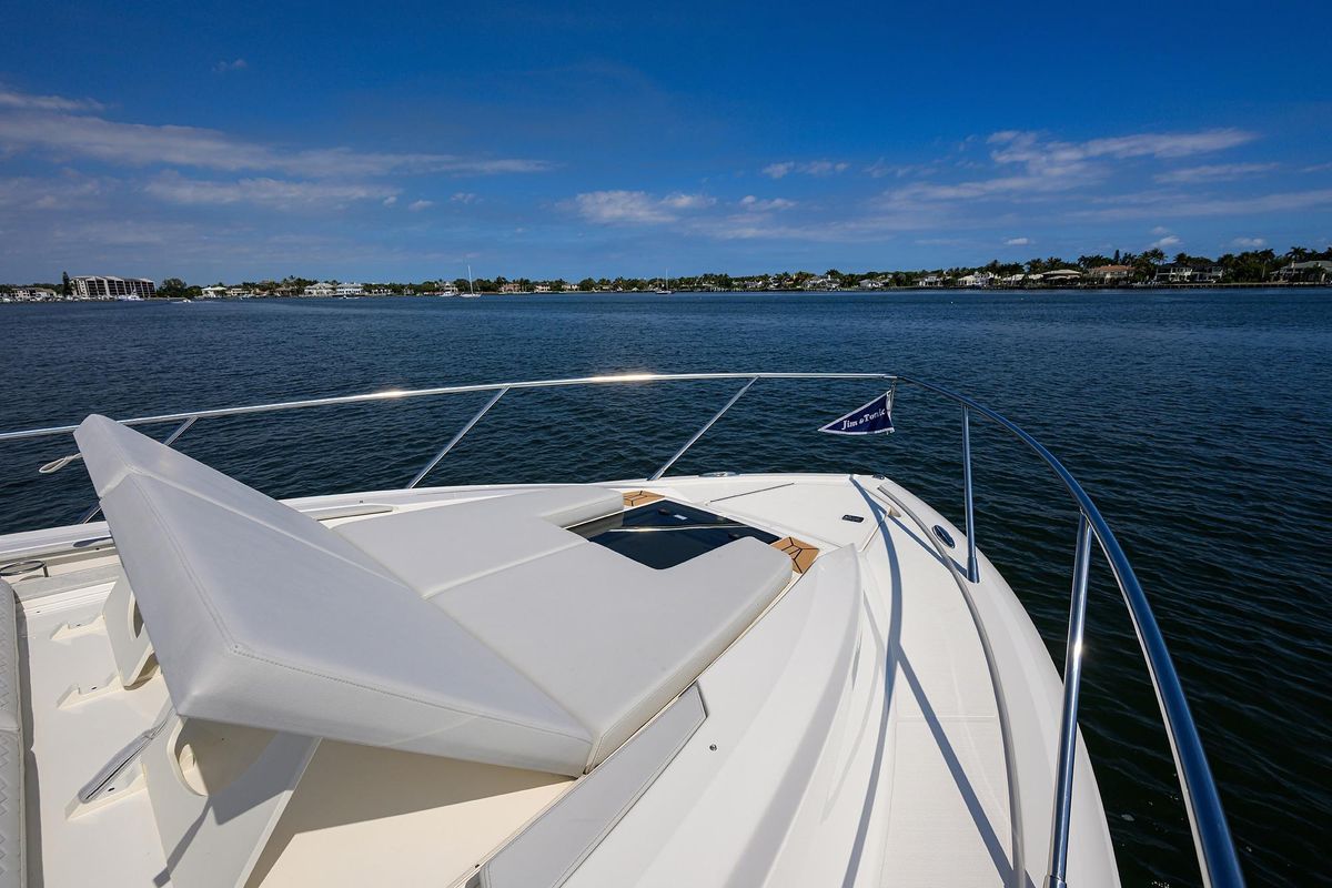 2022 Tiara Yachts 43 