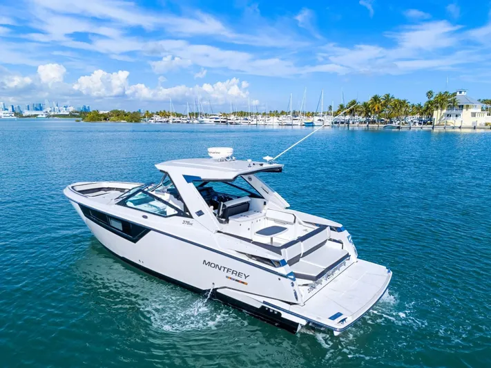  Yacht Photos Pics 2017 Monterey 378 Super Express on calm waters.