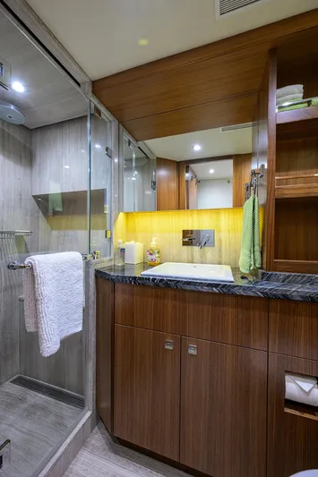 Indigo Yacht Photos Pics 