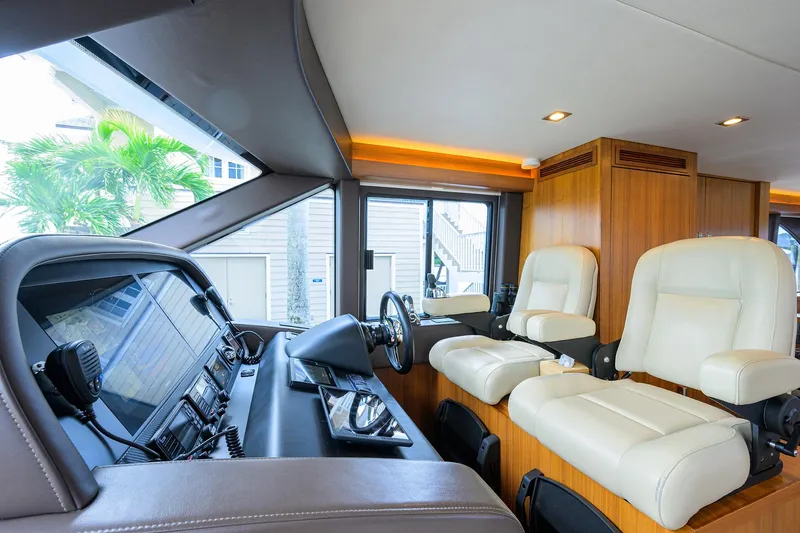 Indigo Yacht Photos Pics 