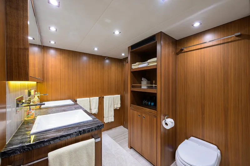 Indigo Yacht Photos Pics 