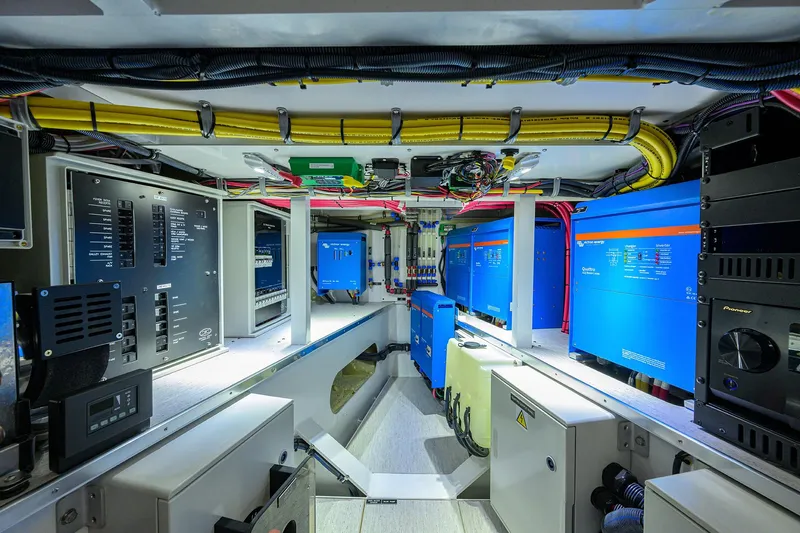 Indigo Yacht Photos Pics 