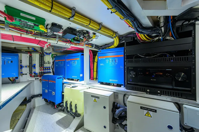 Indigo Yacht Photos Pics 