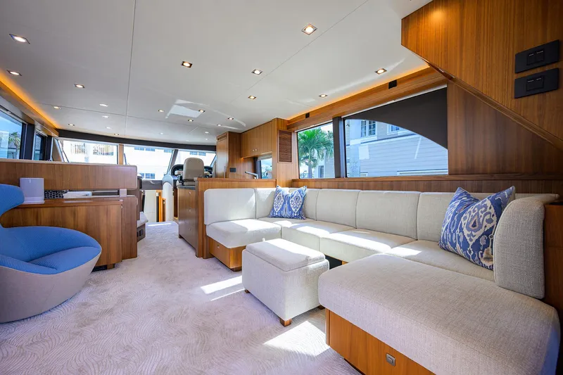 Indigo Yacht Photos Pics 