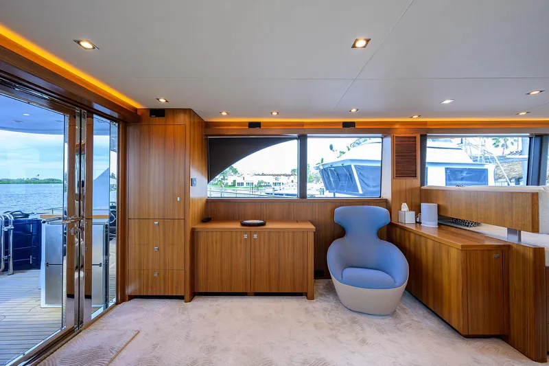 Indigo Yacht Photos Pics 