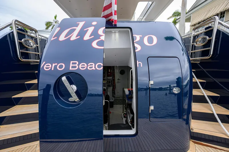 Indigo Yacht Photos Pics 