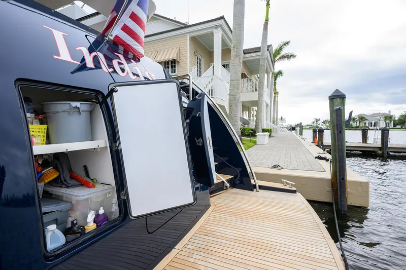 Indigo Yacht Photos Pics 