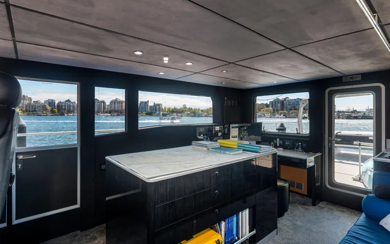 Deo Juvante Yacht Photos Pics 