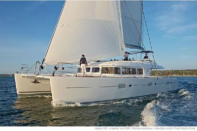 2012 Lagoon 620