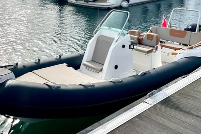 2022 Zodiac Medline 6.8