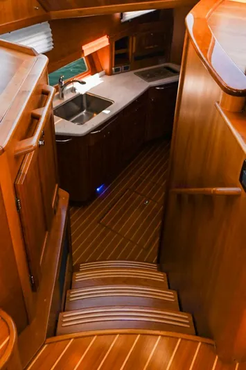 Deplorable Yacht Photos Pics 