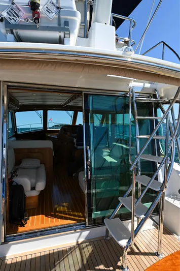 Deplorable Yacht Photos Pics 