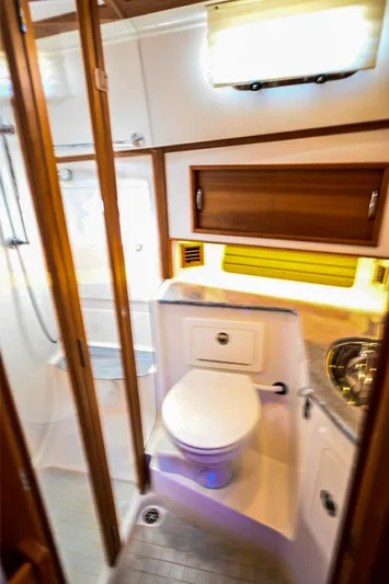 Deplorable Yacht Photos Pics 