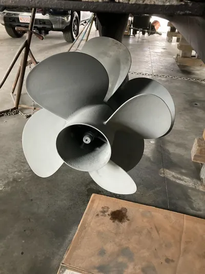 Deplorable Yacht Photos Pics 