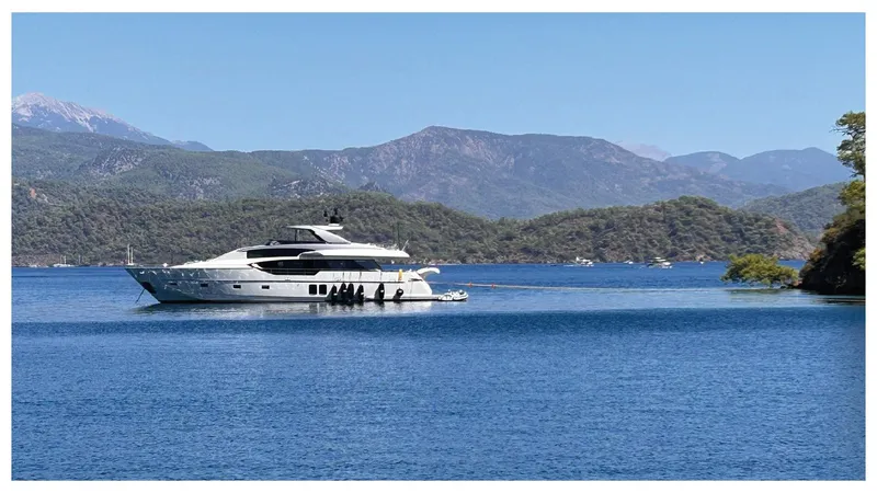  Yacht Photos Pics Sanlorenzo SL86