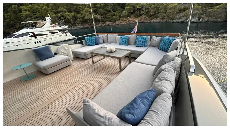  Yacht Photos Pics Sanlorenzo SL86