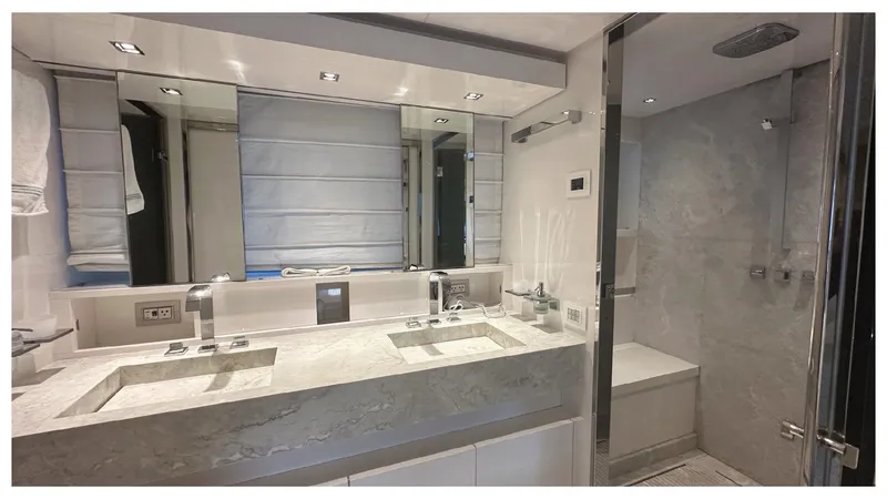  Yacht Photos Pics Sanlorenzo SL86