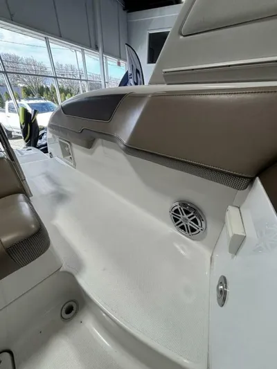  Yacht Photos Pics 2019 Formula 350 Cbr - Image 11