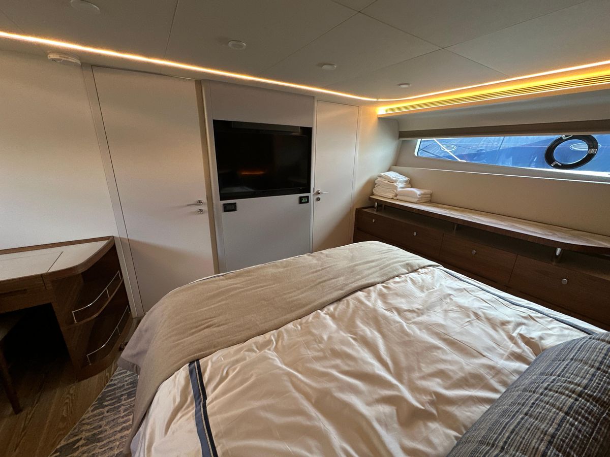 2023 CL Yachts 64 
